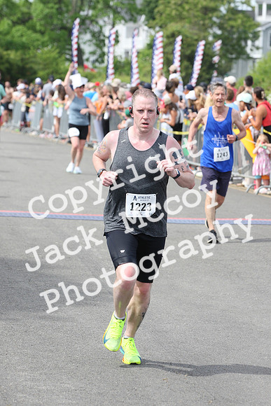 FinishHalf_1302