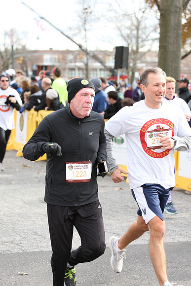 5MileFinish_1641