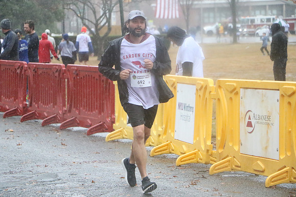 Finish5Mile_1859