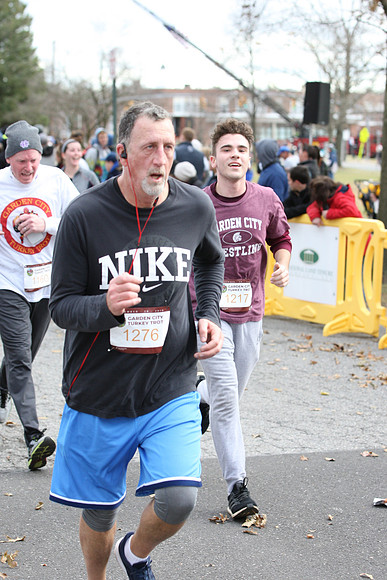 5MileFinish_1226