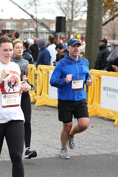 5MileFinish_1566