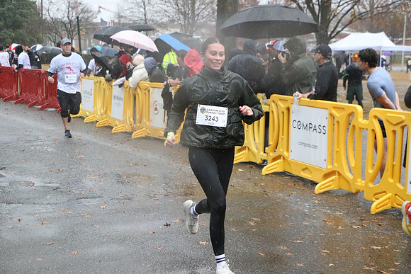 Finish5Mile_1074