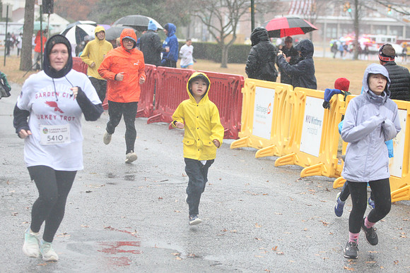 FinishFunRun_0597