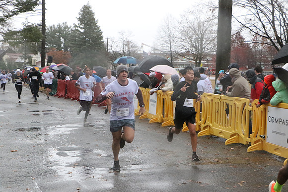 Finish5Mile_0575