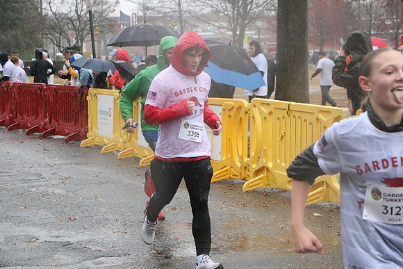 Finish5Mile_1340