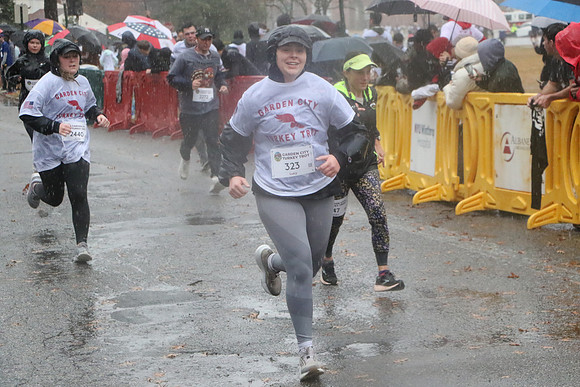 Finish5Mile_1185