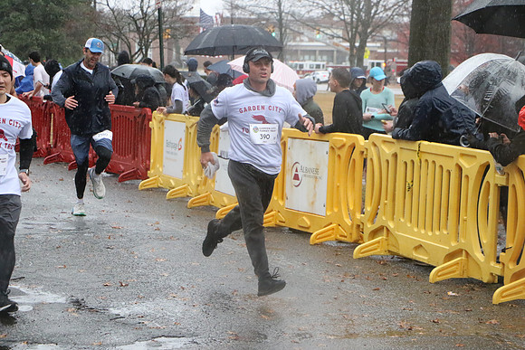 Finish5Mile_0800