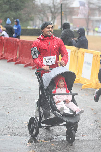 FinishFunRun_0561