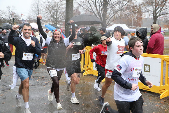 Finish5Mile_1055