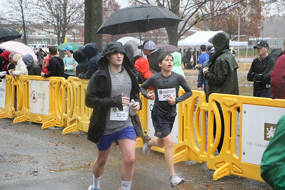 Finish5Mile_0810