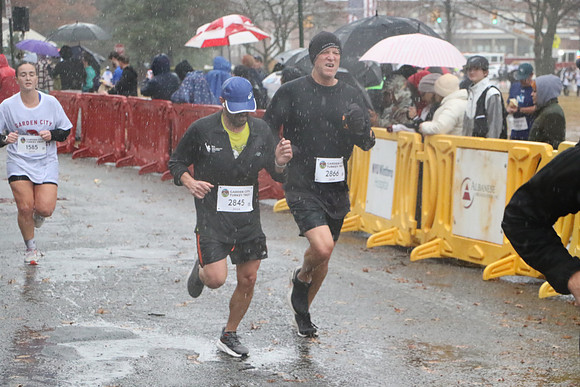 Finish5Mile_0247