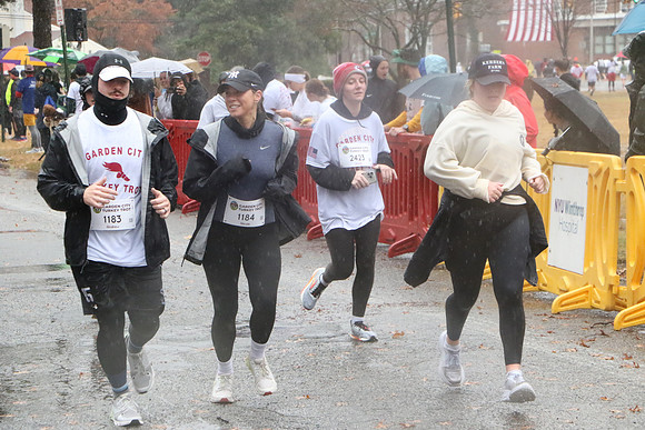 Finish5Mile_1526