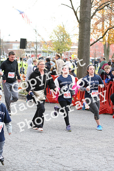 FinishFunRun_0955