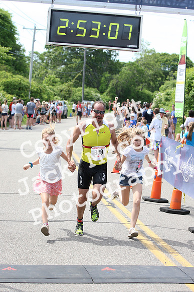 RunFinish_0153