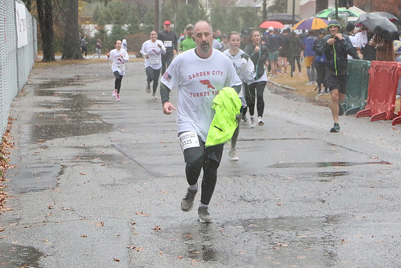 Finish5Mile_1562