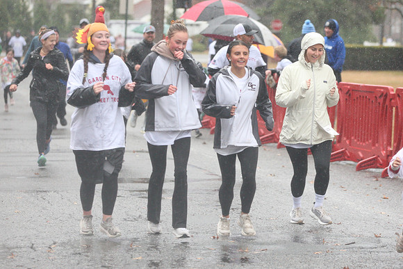 FinishFunRun_0572