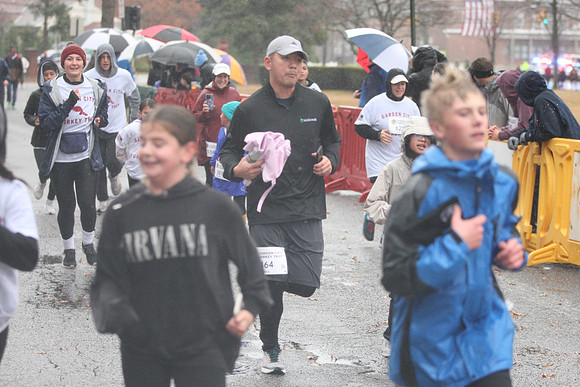 FinishFunRun_0347