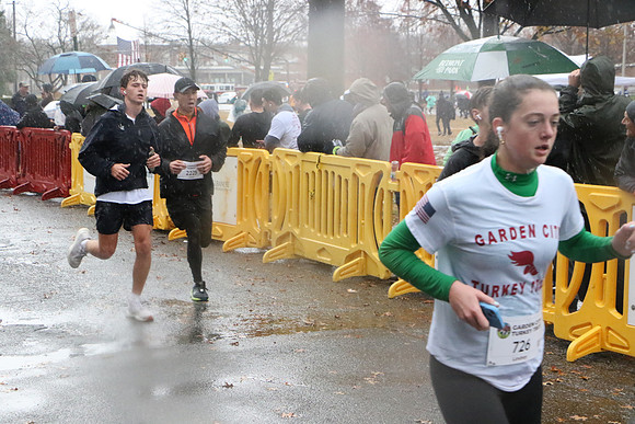 Finish5Mile_0371