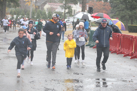 FinishFunRun_0358