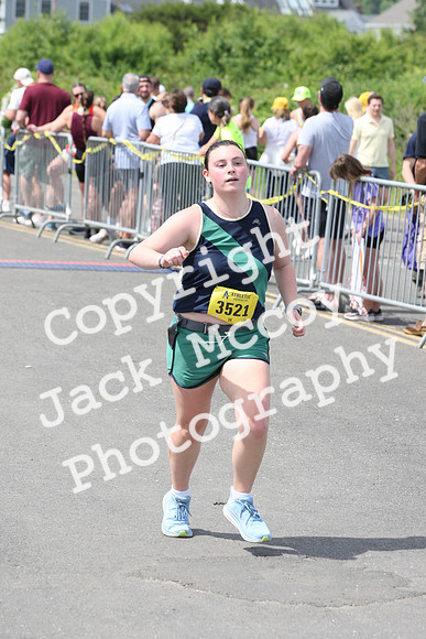 FinishHalf_2136