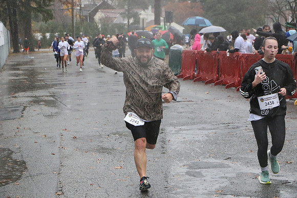 Finish5Mile_1315