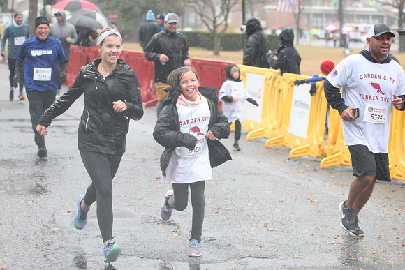FinishFunRun_0577