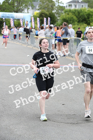 FinishHalf_2418