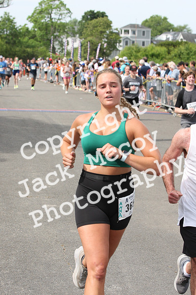 FinishHalf_0666