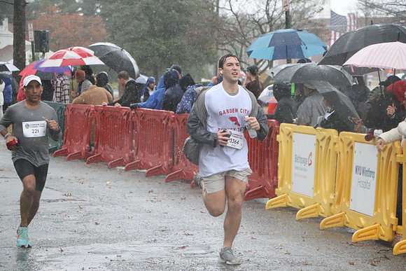 Finish5Mile_0295