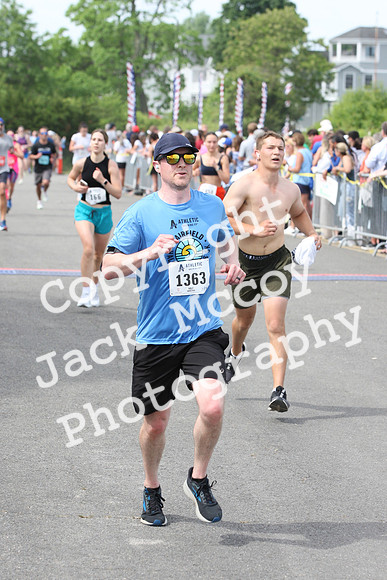 FinishHalf_0804
