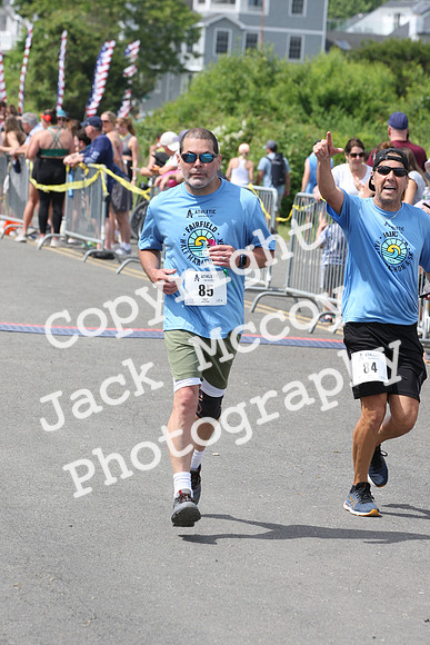 FinishHalf_2072