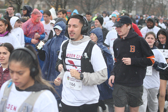 Start5Mile_0174