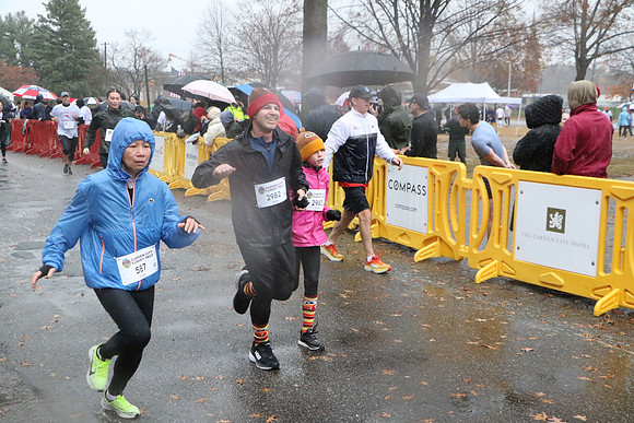 Finish5Mile_1072