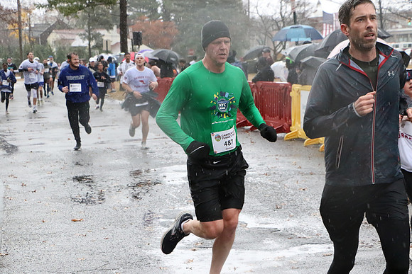 Finish5Mile_0395
