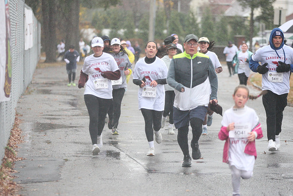 FinishFunRun_0308