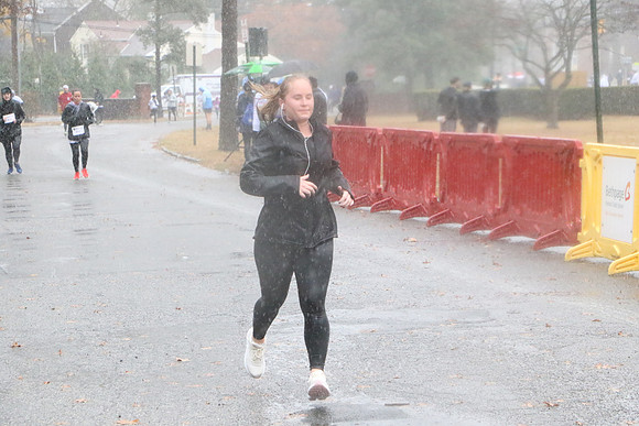 Finish5Mile_1880