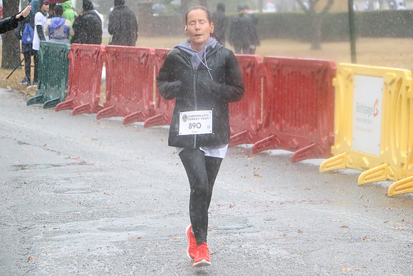 Finish5Mile_1881