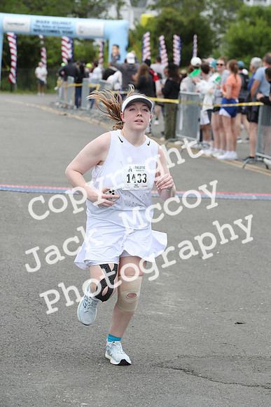 FinishHalf_2374