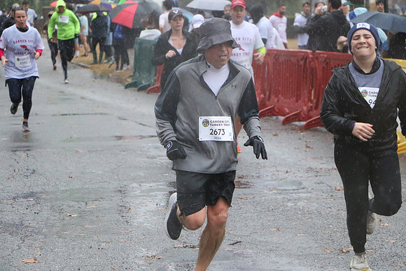 Finish5Mile_1369