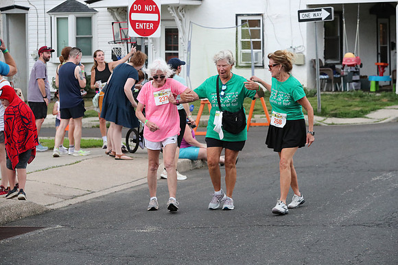 Finish_0947