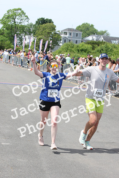 FinishHalf_2084