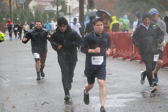 Finish5Mile_1800