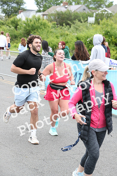 FinishHalf_2432