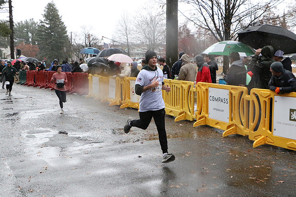 Finish5Mile_0377