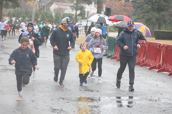 FinishFunRun_0359