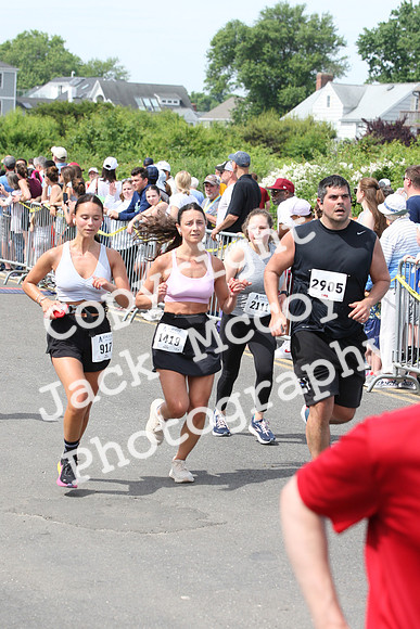 FinishHalf_1681