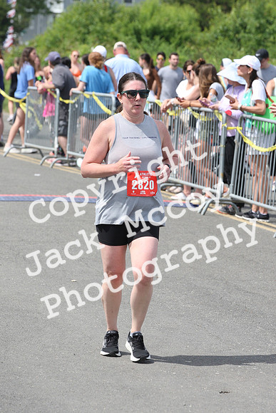 FinishHalf_2039