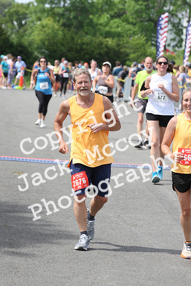 FinishHalf_1930