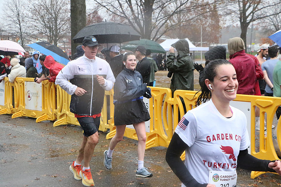 Finish5Mile_1024