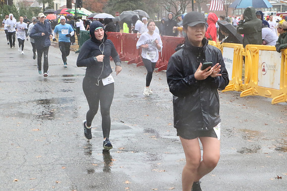 Finish5Mile_1504